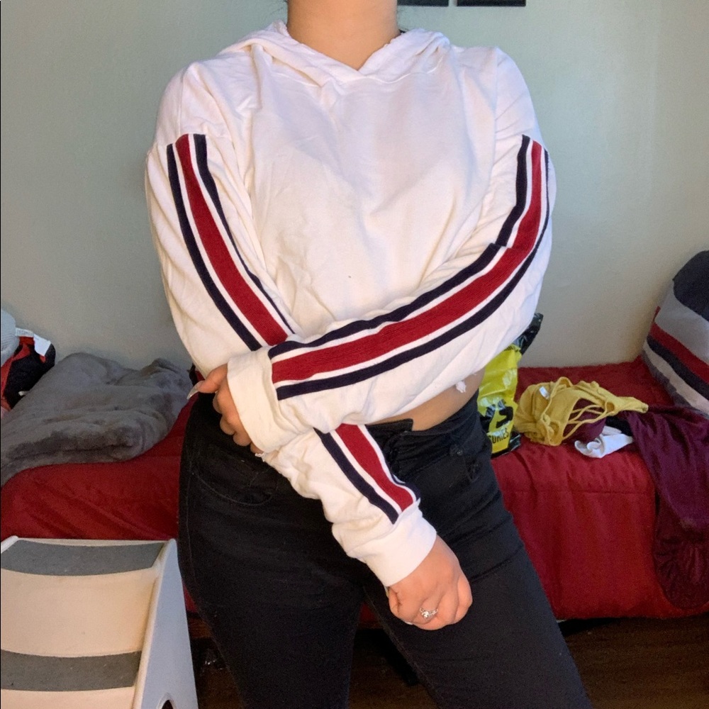 Cropped hoodie (SMALL)